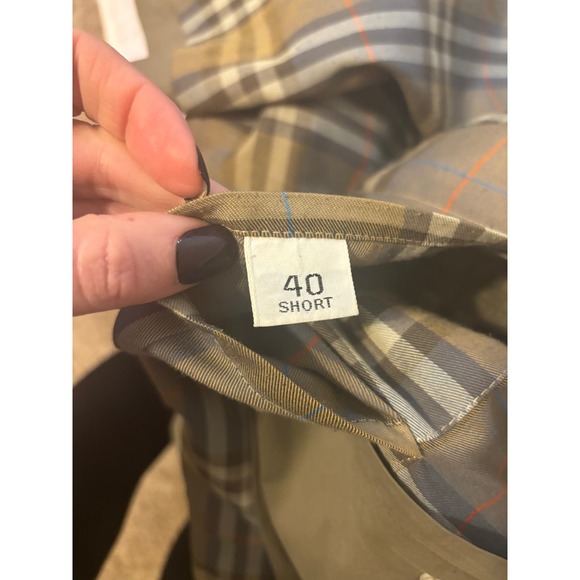 Burberry Trench Coat with wool lining - Picture 11 of 16